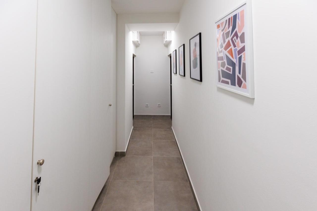 Black & White Apartment Суботица Экстерьер фото